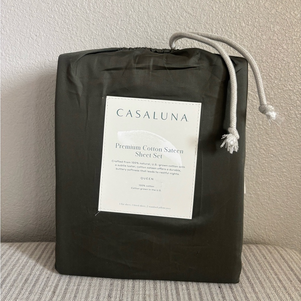 NWT Queen 600 Thread Count Sateen Sheet Set Olive Green - Casaluna
